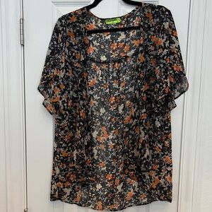 Fresh Brewed Floral Kimono-Style Open Cover